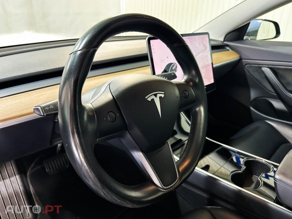 Tesla Model 3 Long-Range Dual Motor AWD