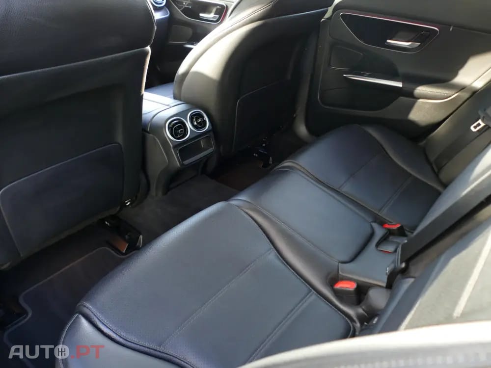 Mercedes-Benz C 300 e Avantgarde