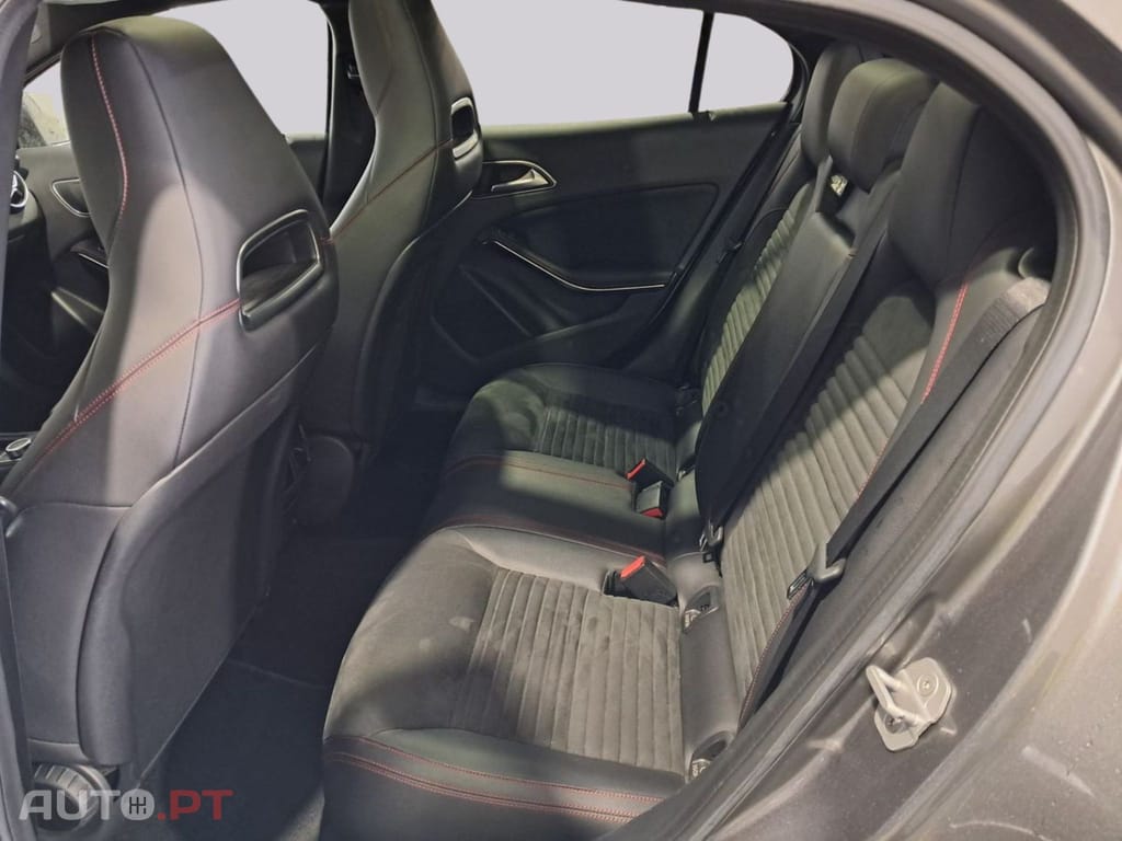Mercedes-Benz GLA 220 d 4Matic 