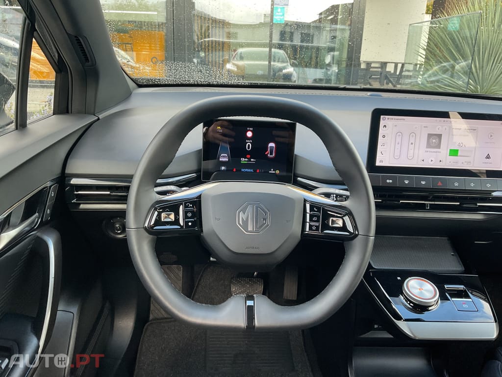 MG MG4 51 kWh Standard