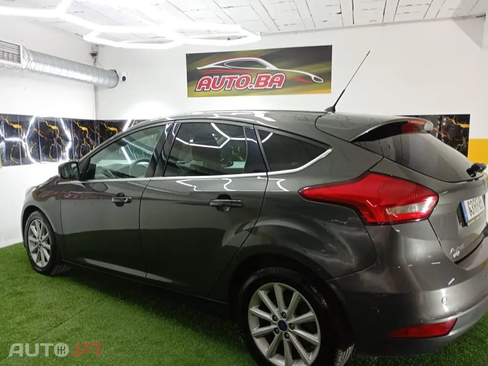Ford Focus 1.0 SCTi ST-Line