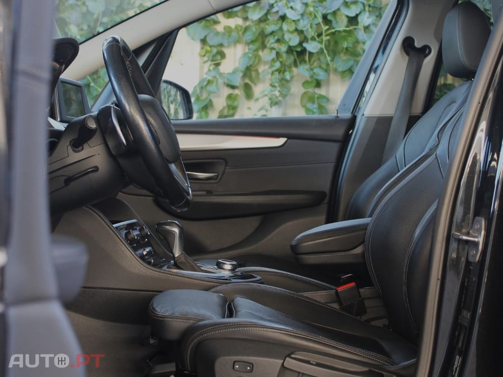 BMW 220 Gran Tourer d 7Lugares Line Sport Auto