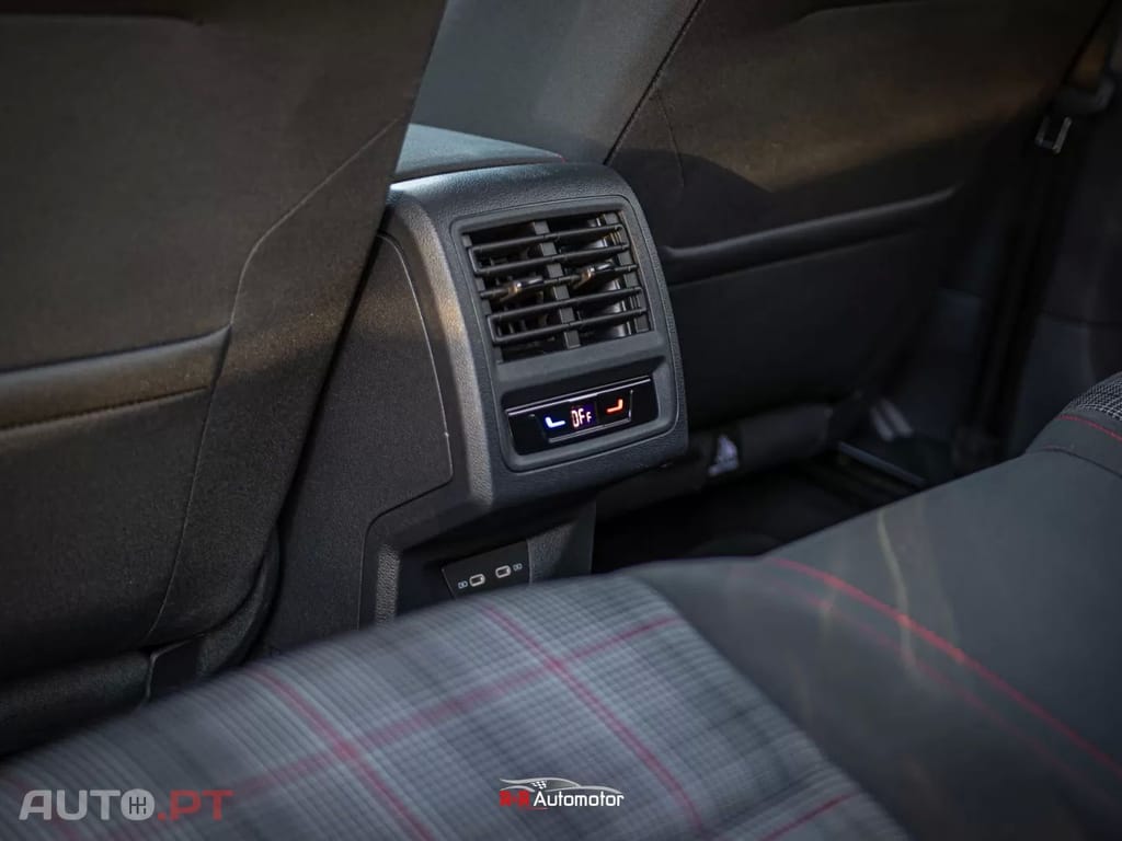 Volkswagen Golf 2.0 TSI GTI DSG Performance