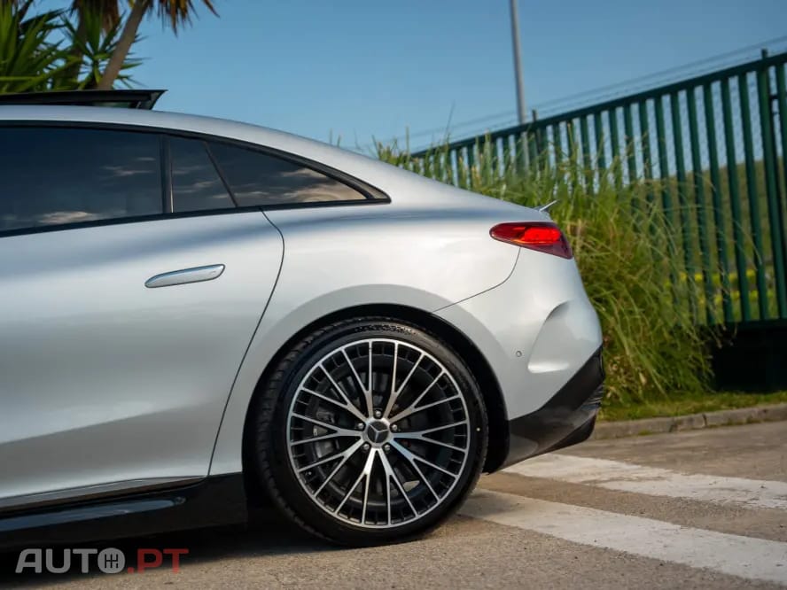 Mercedes-Benz EQE 53 AMG 4Matic +