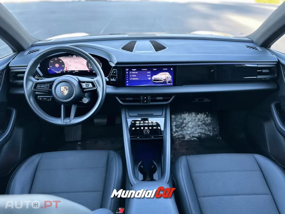 Porsche Macan Electric 4