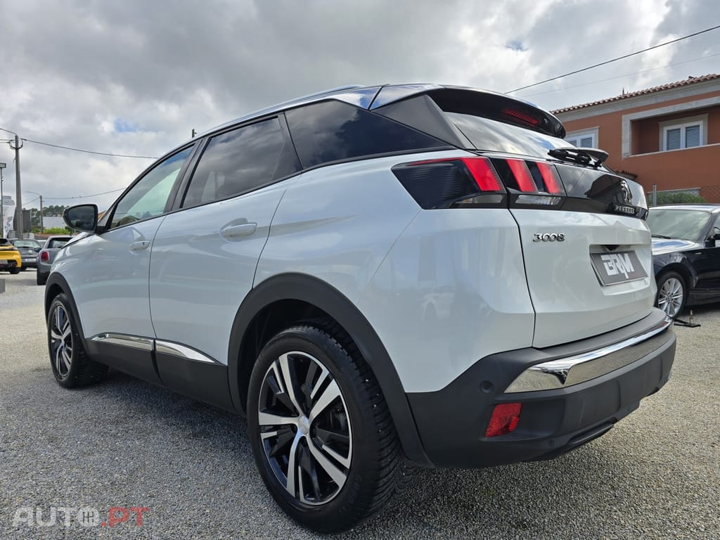 Peugeot 3008 1.2 PureTech Allure EAT8