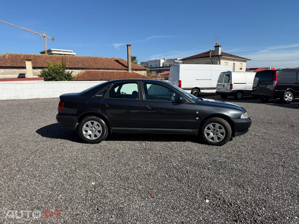 Audi A4 1.9 TDI Confort
