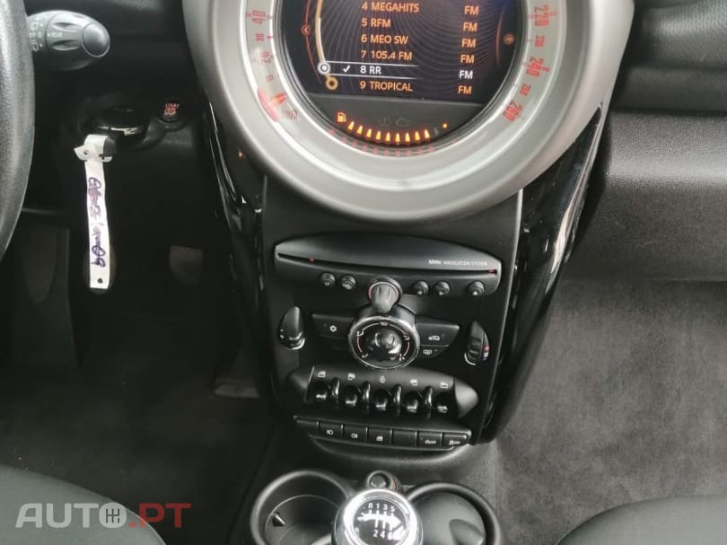 MINI Countryman One D