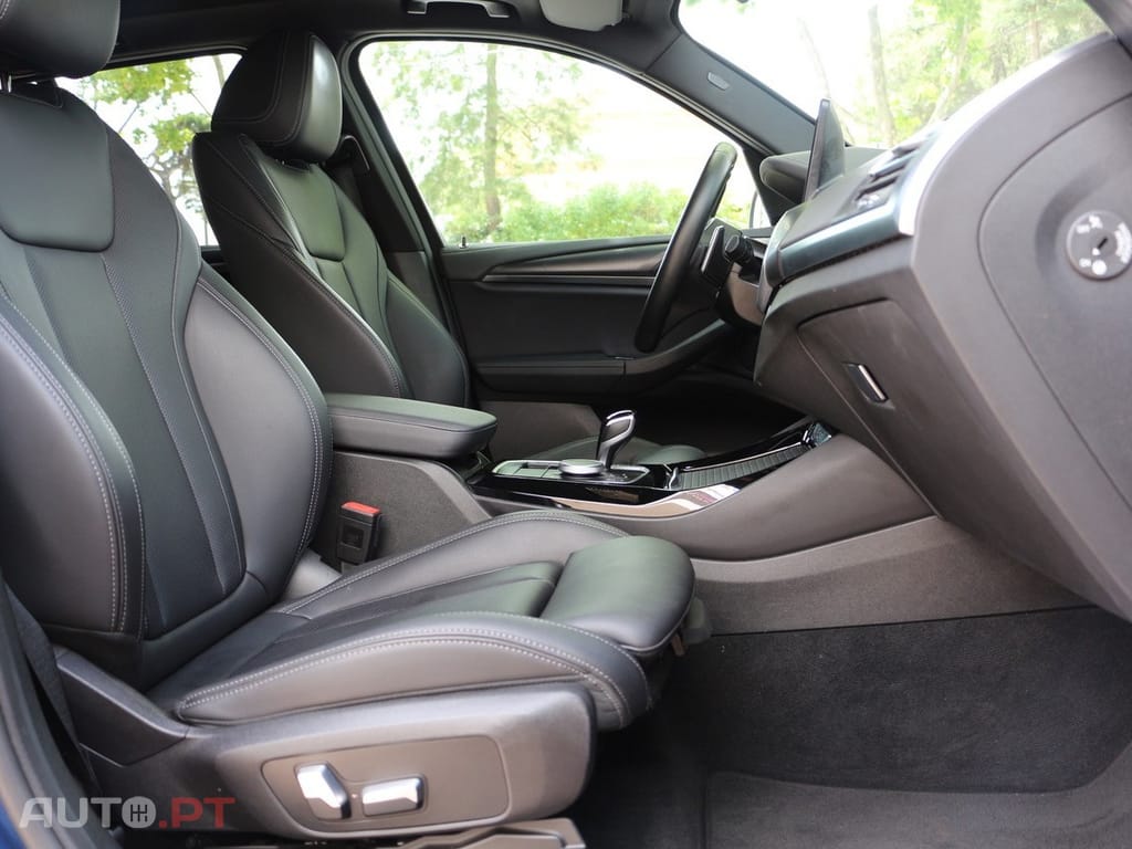 BMW X3 30 e xDrive Pack M Desportivo Pro
