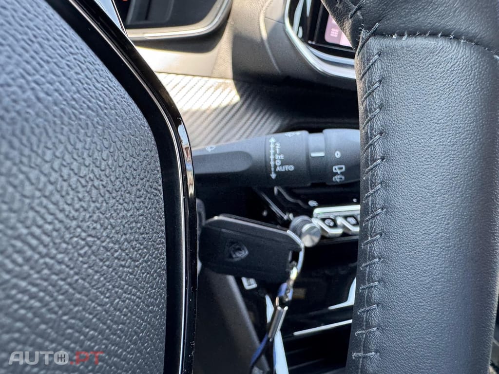 Peugeot 2008 1.2 PureTech Allure Pack