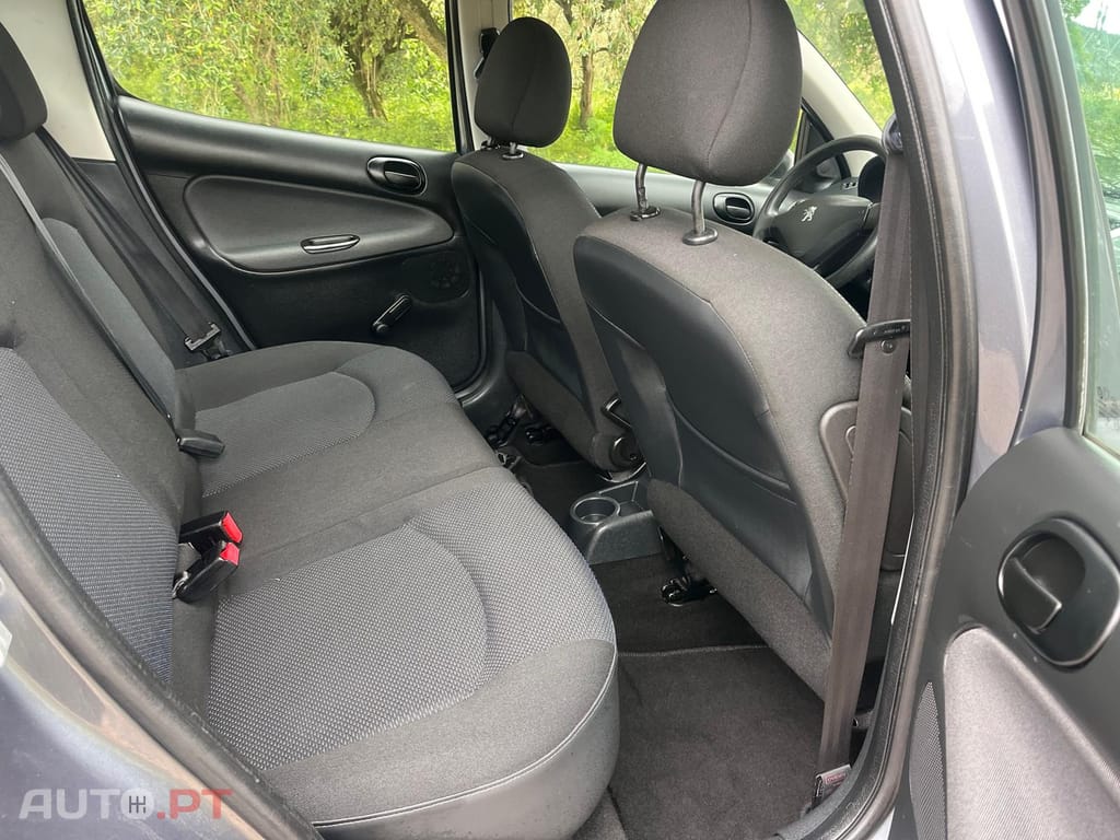 Peugeot 206+ 1.1 Gasolina