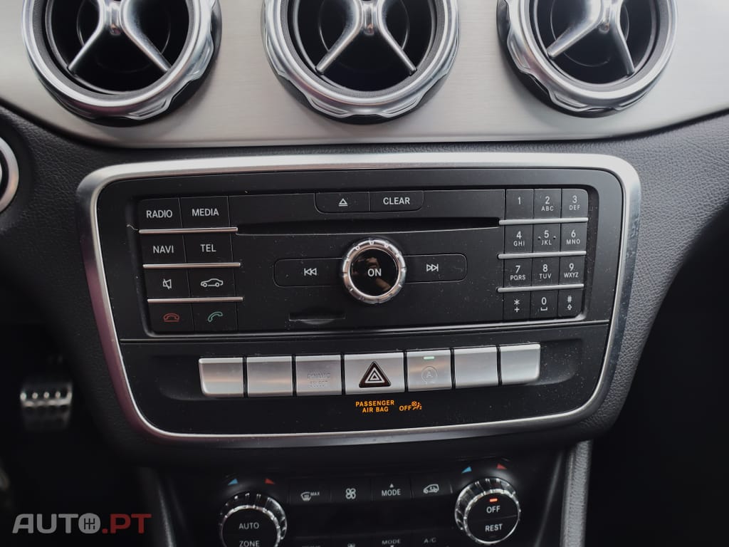 Mercedes-Benz GLA 180 d AMG Line