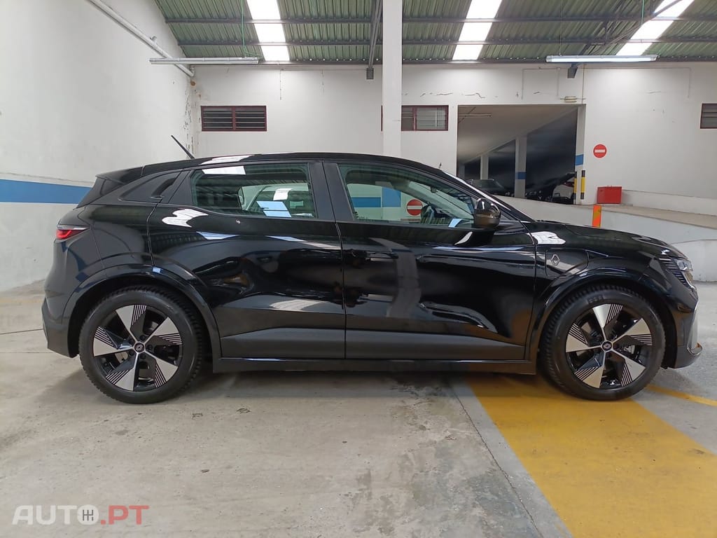 Renault Mégane E-Tech EV60 220hp optimum charge Equilibre