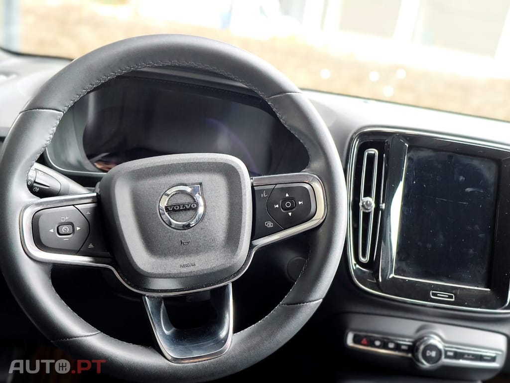 Volvo XC40 Recharge Extended Range Plus