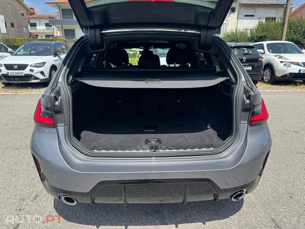 BMW 320 d Touring Pack M Auto