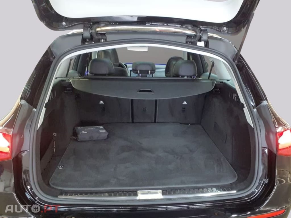Mercedes-Benz E 220 I.V.A DEDUTÍVEL d