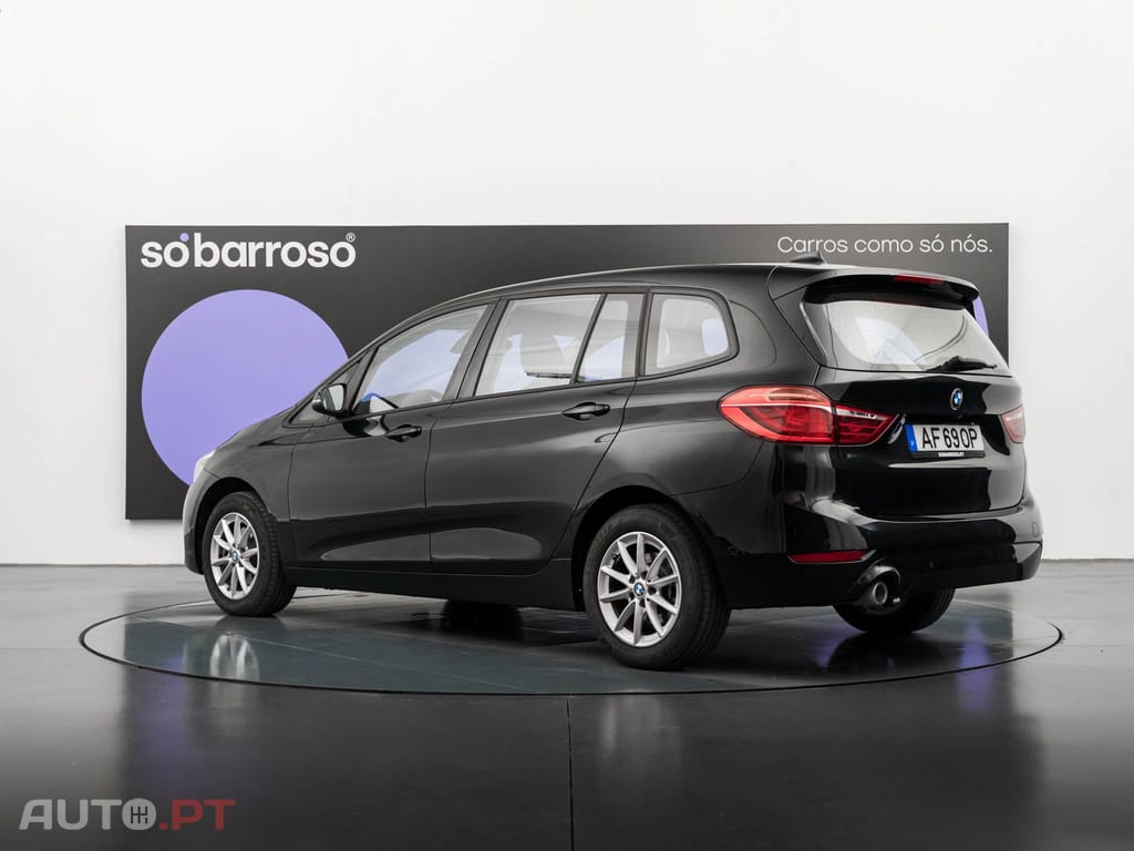 BMW 216 d Auto