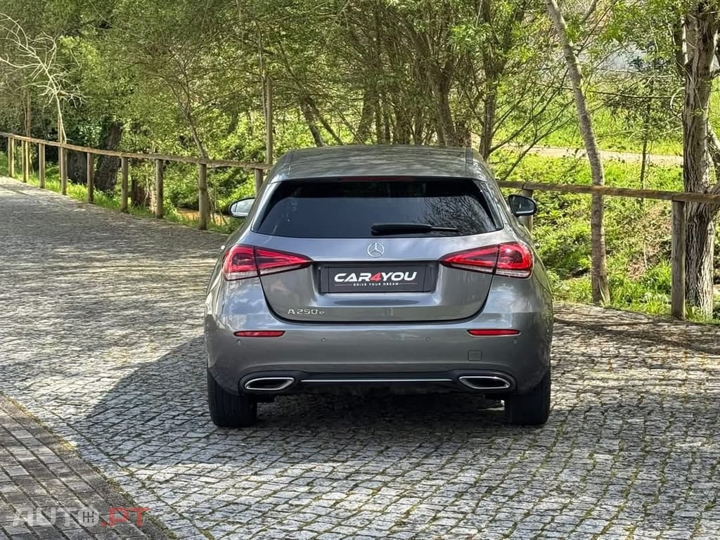 Mercedes-Benz A 250 e Style Plus