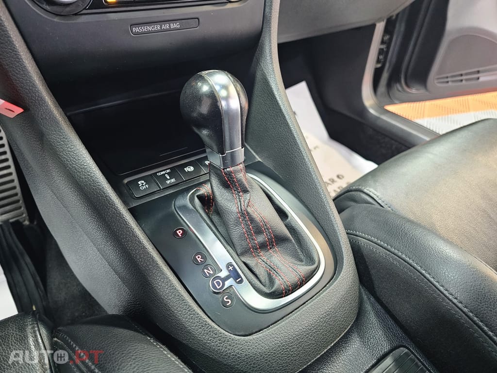 Volkswagen Golf 2.0 GTI DSG