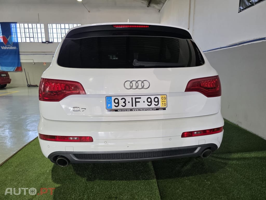 Audi Q7 3.0 V6 TDi quattro S-line Tiptronic