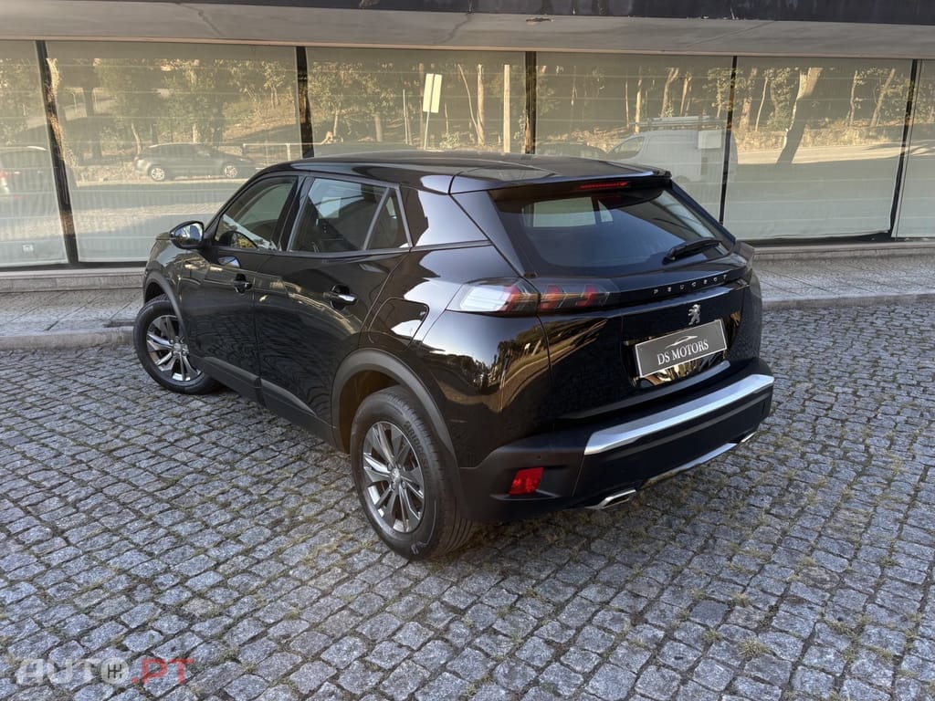 Peugeot 2008 1.2 PureTech Active Pack EAT8