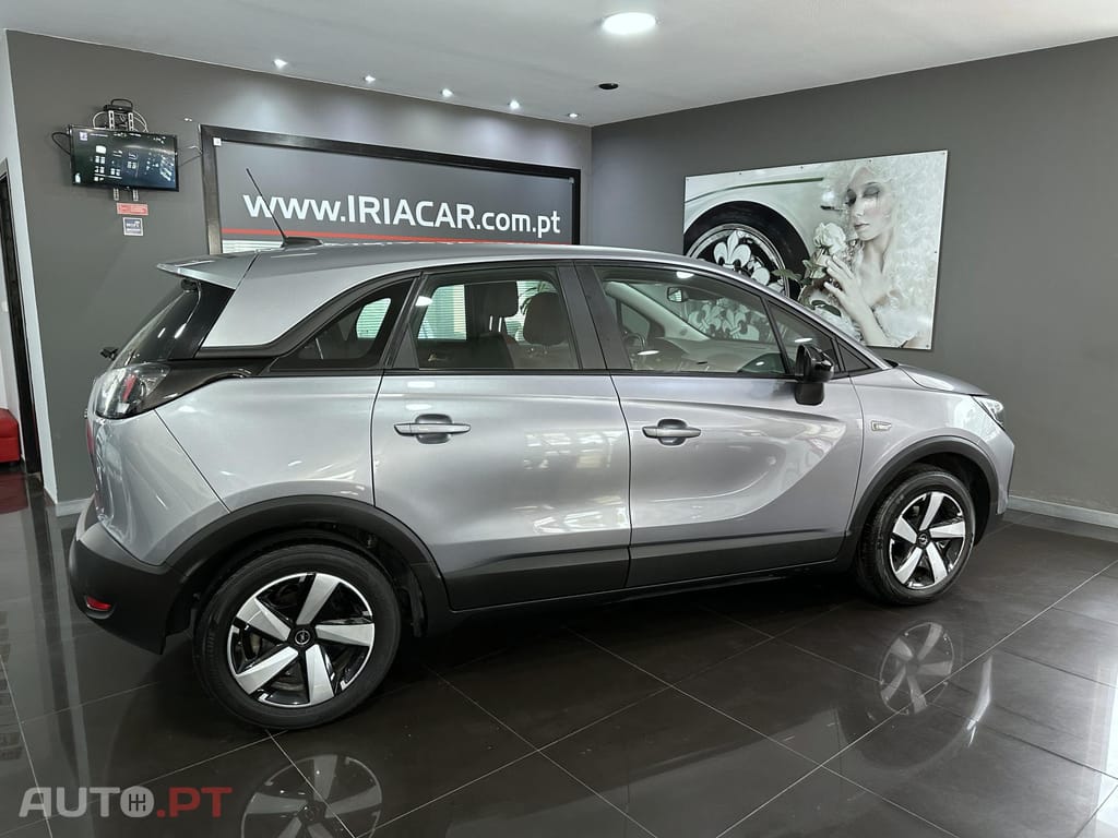 Opel Crossland X 1.2 Business Edition