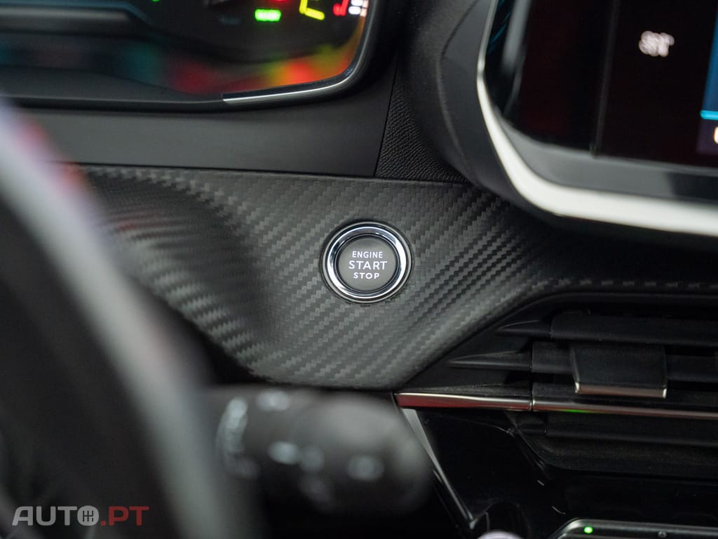 Peugeot E-208 50 kWh Active
