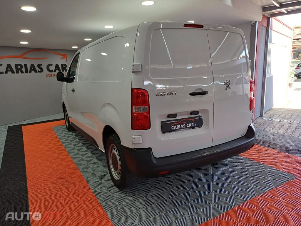 Peugeot Expert 2.0 BlueHDi L1H1 Pro Compact