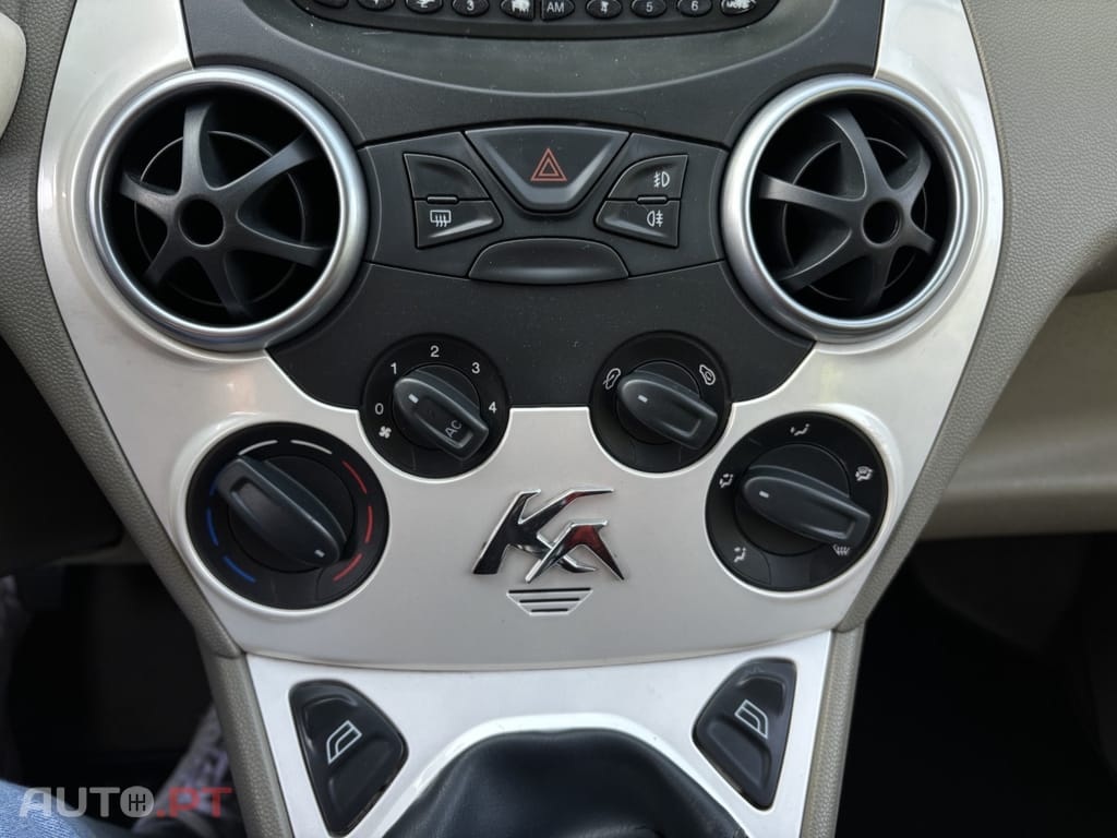 Ford KA 1.2 Titanium