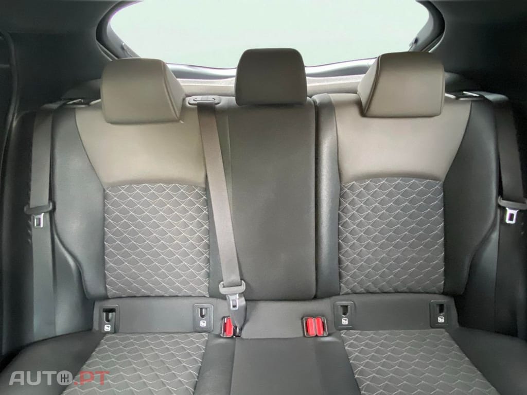 Toyota C-HR 1.8 Hybrid Exclusive