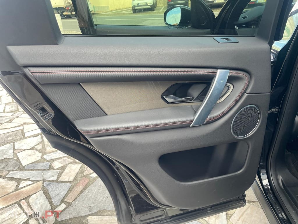 Land Rover Discovery 2.0 TD4 S Auto