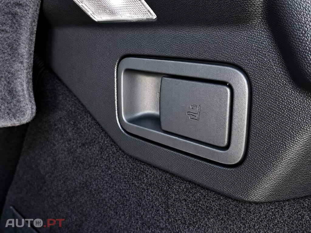 DS DS7 Crossback 2.0 BlueHDi La Première EAT8