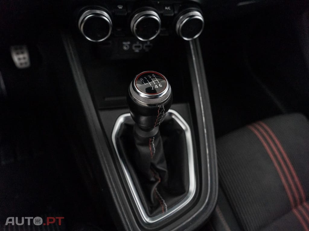 Renault Clio 1.0 TCe RS Line