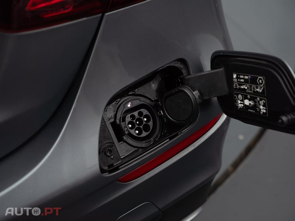 Mercedes-Benz E 300 de AMG Line