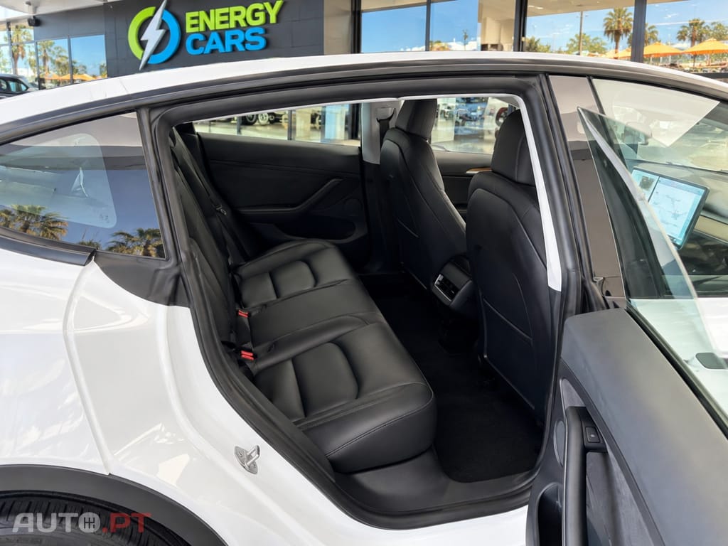 Tesla Model Y Long Range Tração Integral