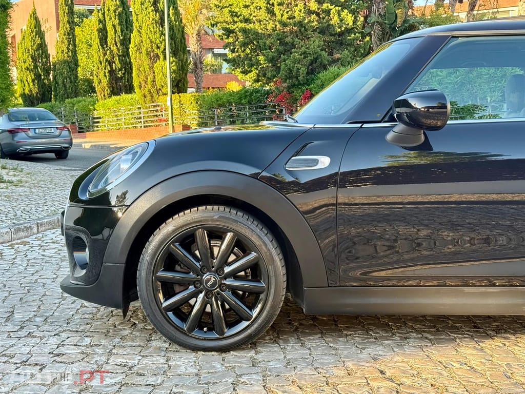 MINI Cooper LCI 3 Cilindros