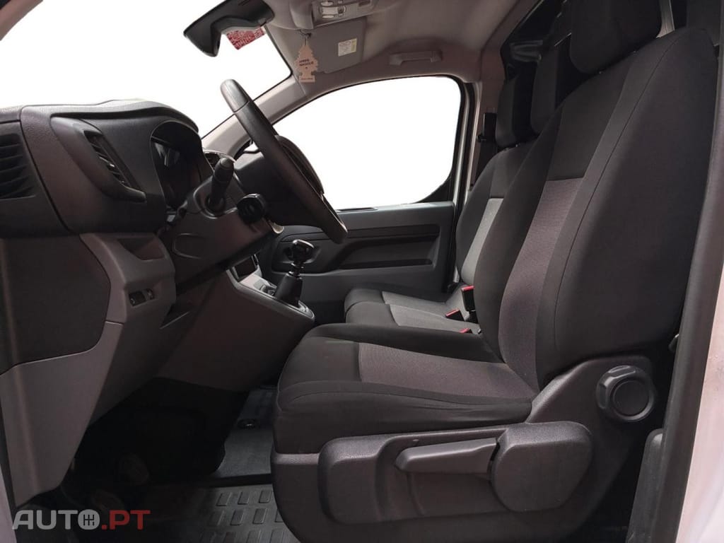 Peugeot Expert 1.5 BlueHDi Standard Premium
