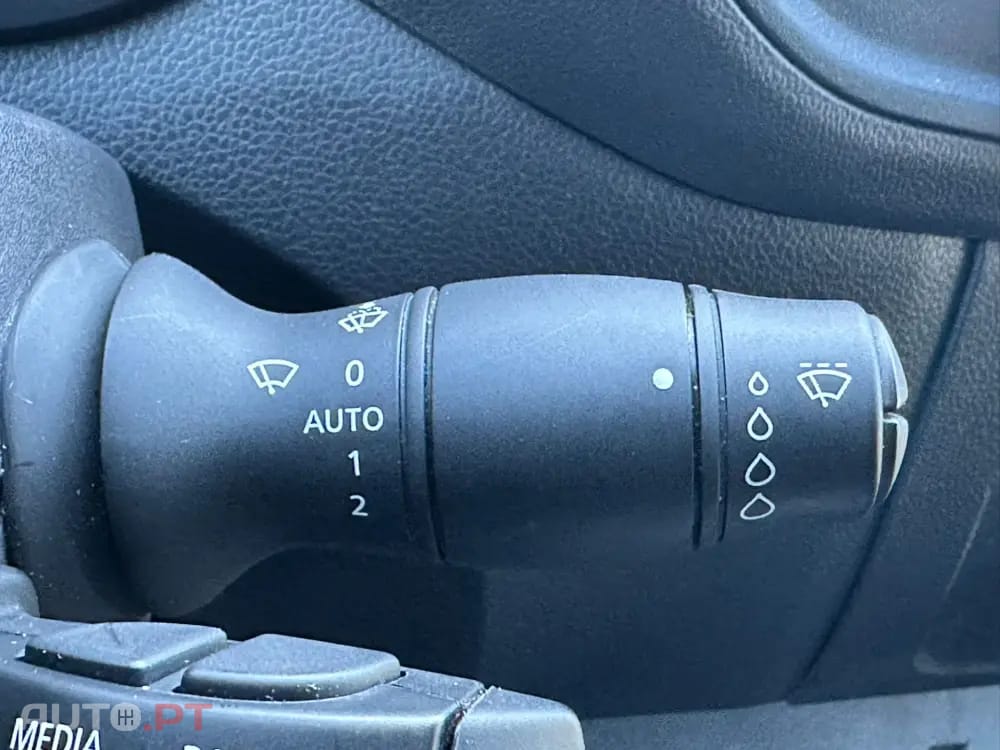 Renault Master Outro