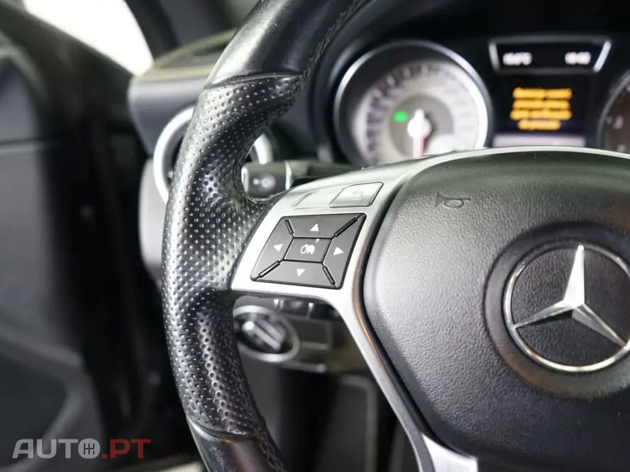 Mercedes-Benz CLA 200 AMG Line Aut.