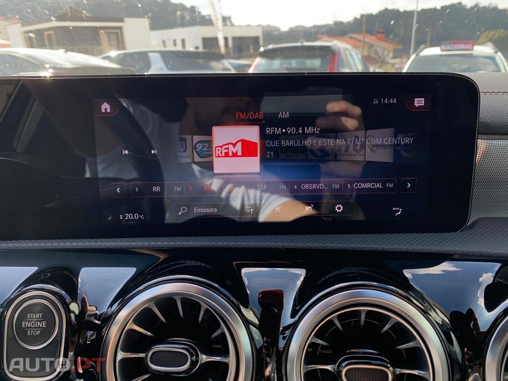 Mercedes-Benz A 250 e AMG Line