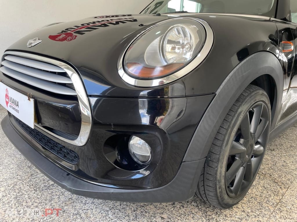 MINI Cooper Cooper D