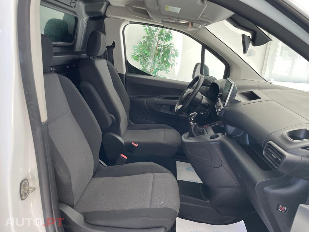 Citroën Berlingo 1.6 BlueHDi L1 — fotografia 10