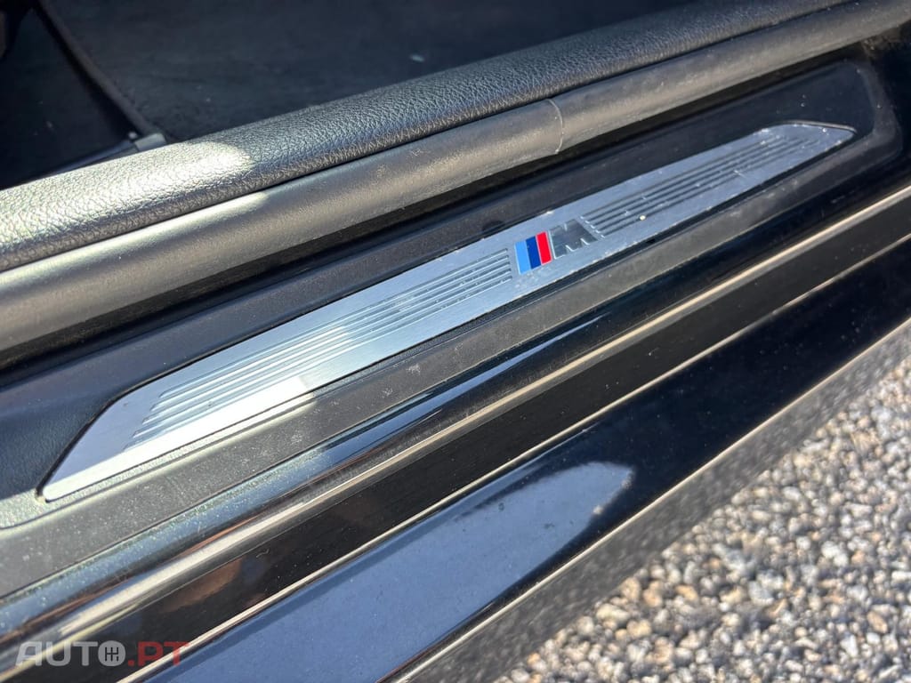 BMW 320 d Touring Pack M