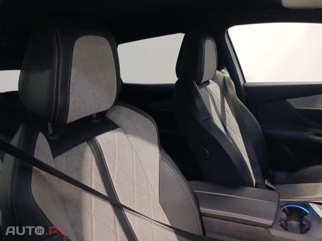 Peugeot 3008 1.6 Hybrid4 GT e-EAT8