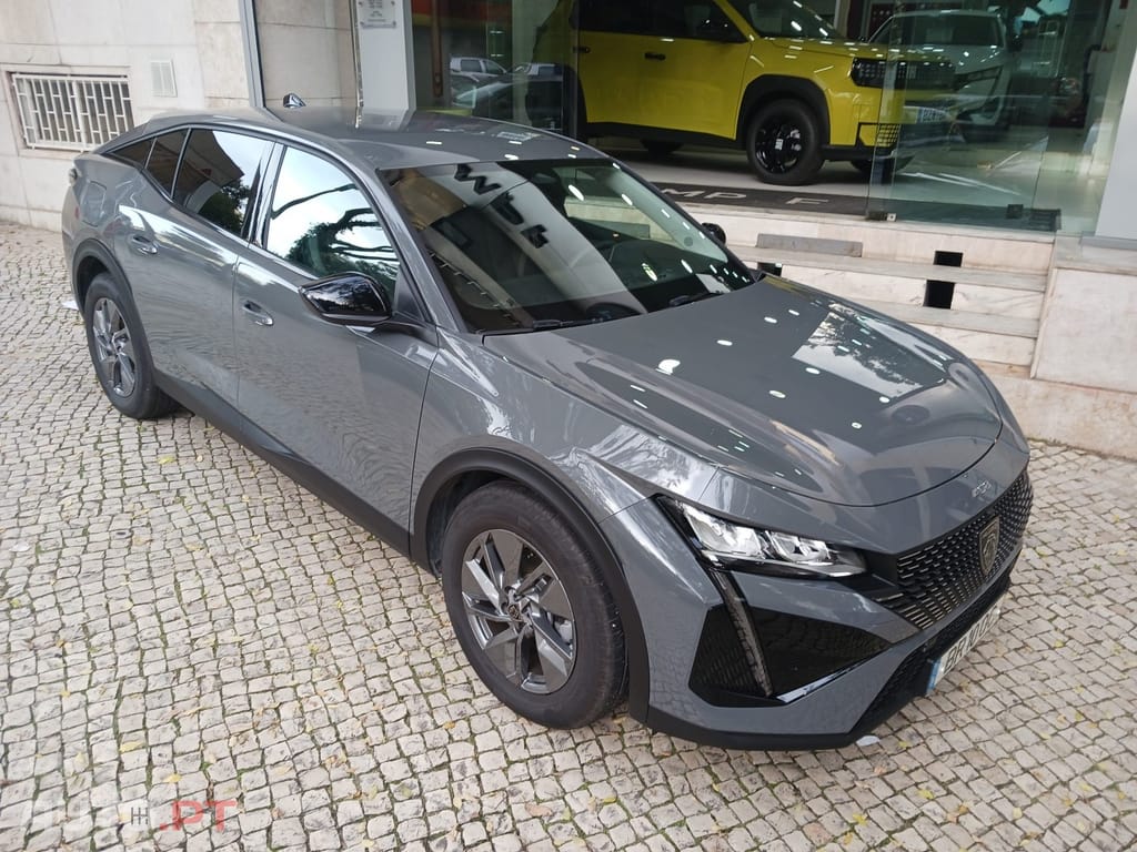 Peugeot 408 1.2 Hybrid Allure e-DCS6