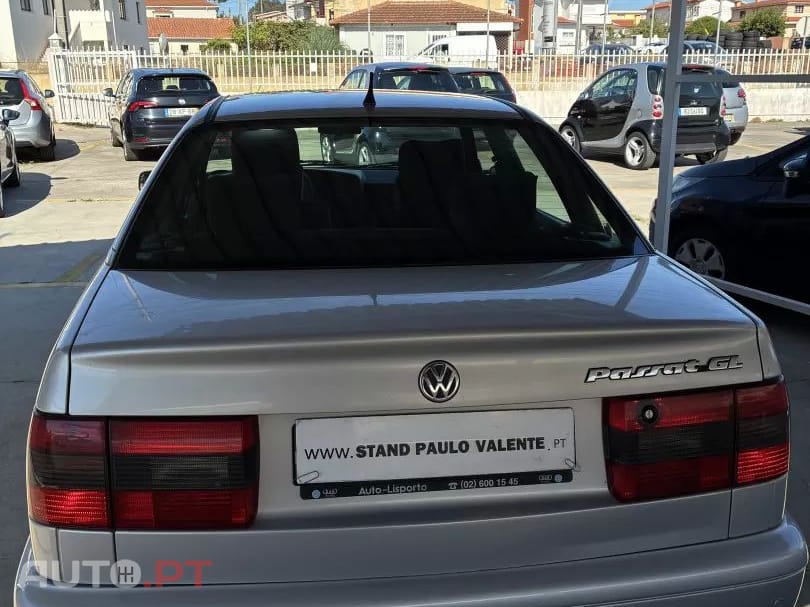 Volkswagen Passat 1.6 Confortline Plus