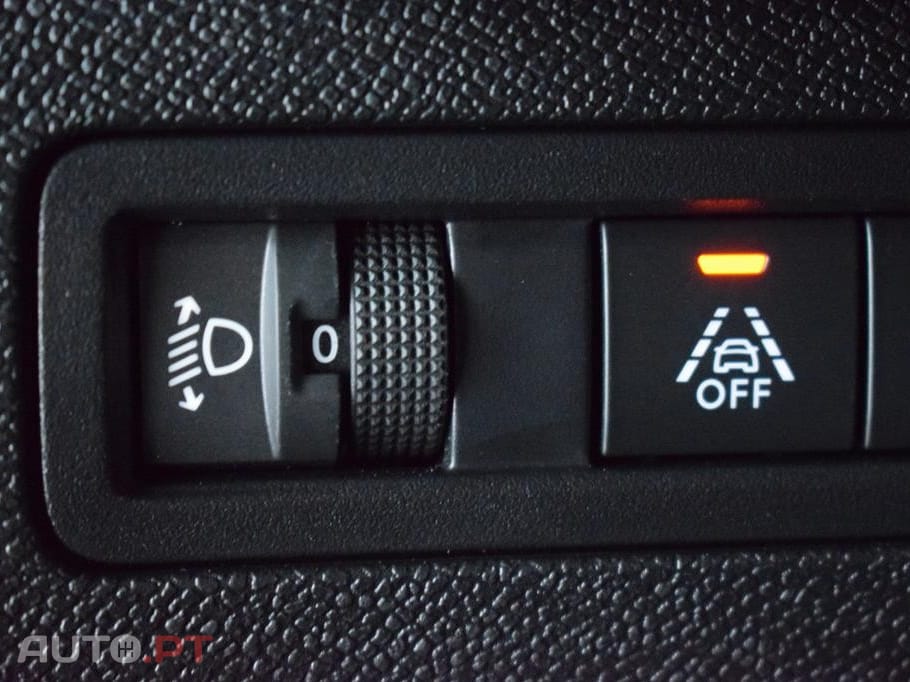 Peugeot 3008 1.5 BlueHDi ALLURE 130 CV