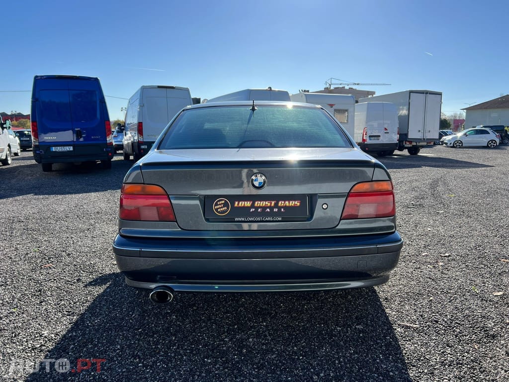 BMW 523 i