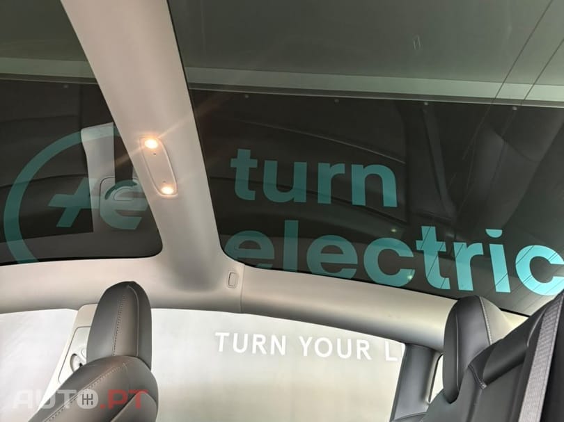 Tesla Model 3 Long Range Tração Traseira