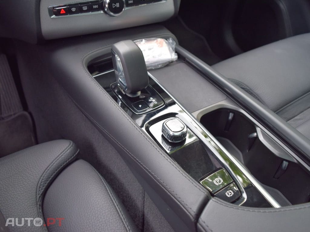 Volvo XC90 I.V.A DEDUTIVEL T8Plus Bright Recharge AWD